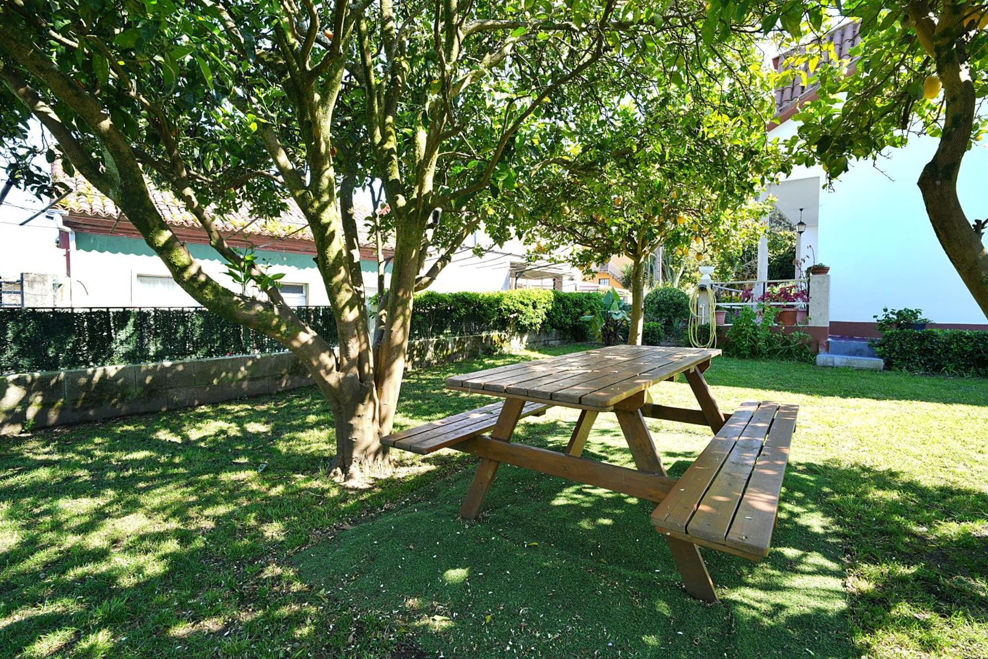 Casa Con Jardin En Vilanova De Arousa Pontevedra Exterior photo