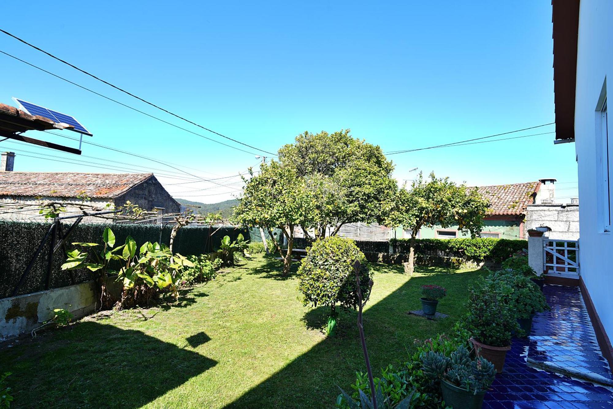 Casa Con Jardin En Vilanova De Arousa Pontevedra Exterior photo